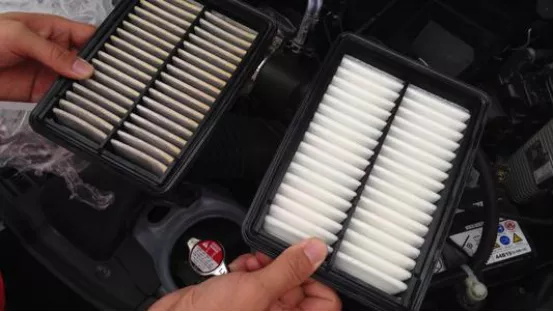 一分鐘告訴你汽車保養(yǎng)都干了什么-第3張圖片-鄭州市冠恒貿(mào)易有限公司【官方網(wǎng)站】-車用潤滑油服務專家