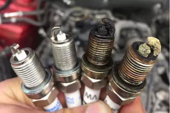 一分鐘告訴你汽車保養(yǎng)都干了什么-第4張圖片-鄭州市冠恒貿(mào)易有限公司【官方網(wǎng)站】-車用潤滑油服務專家